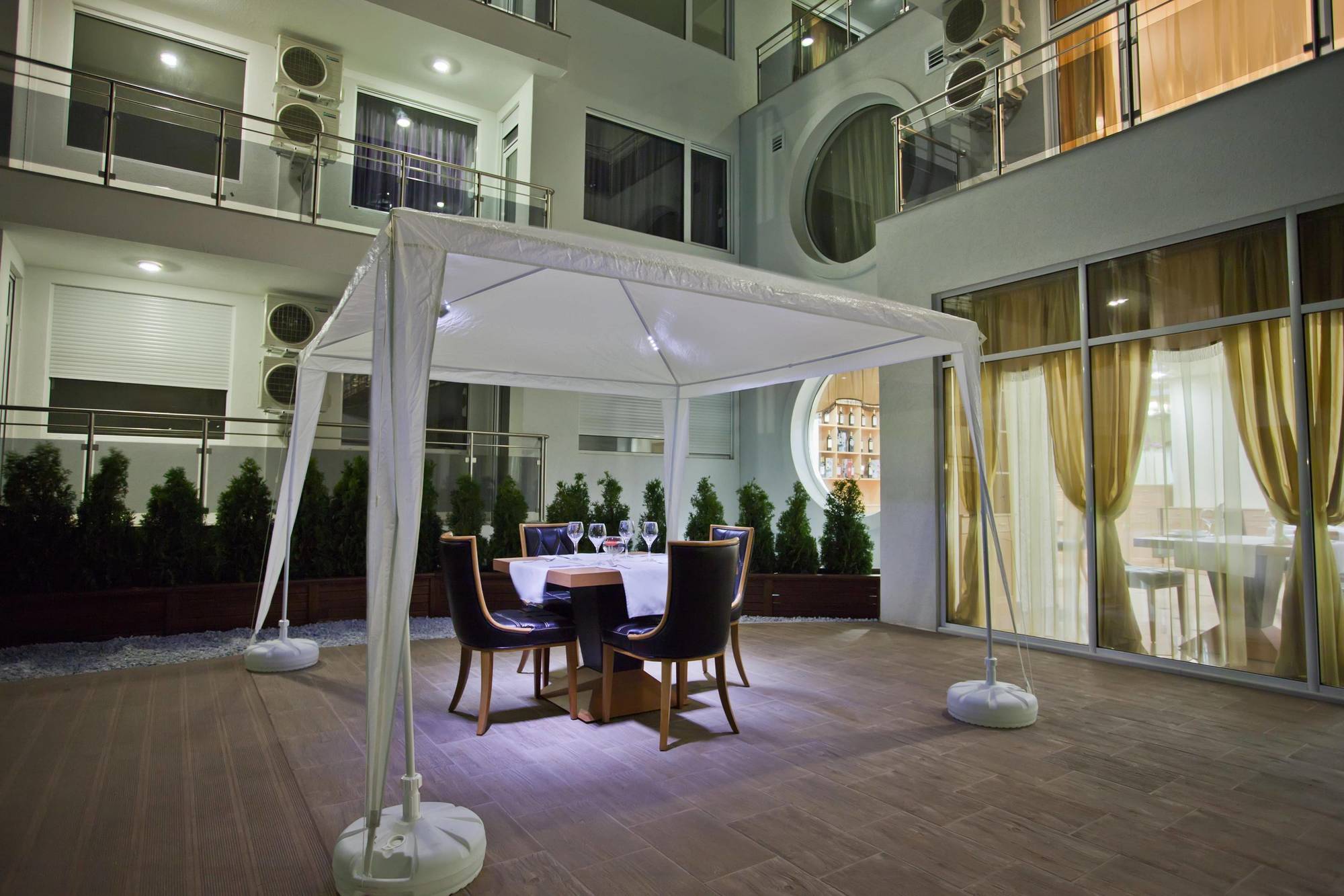 Hotel Incognito Pomorie Exterior photo