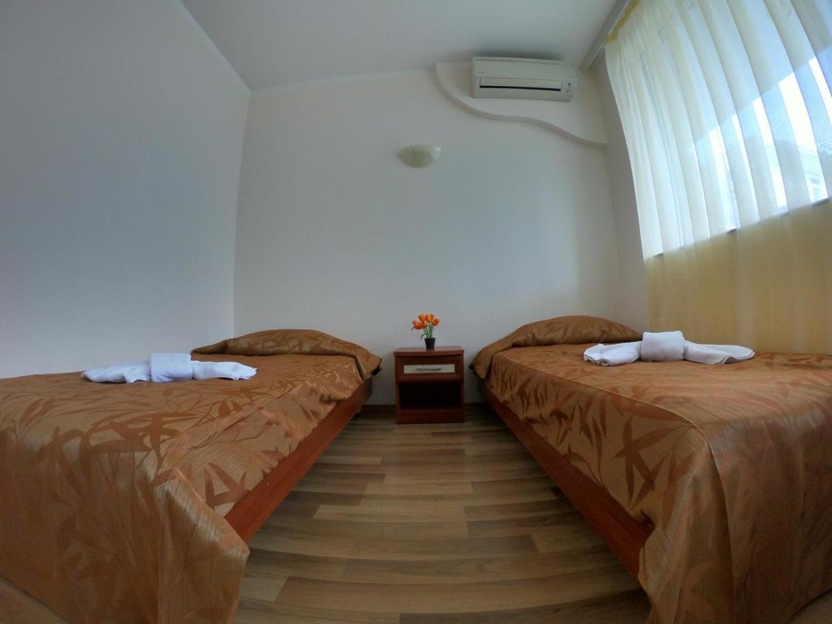 Hotel Incognito Pomorie Exterior photo